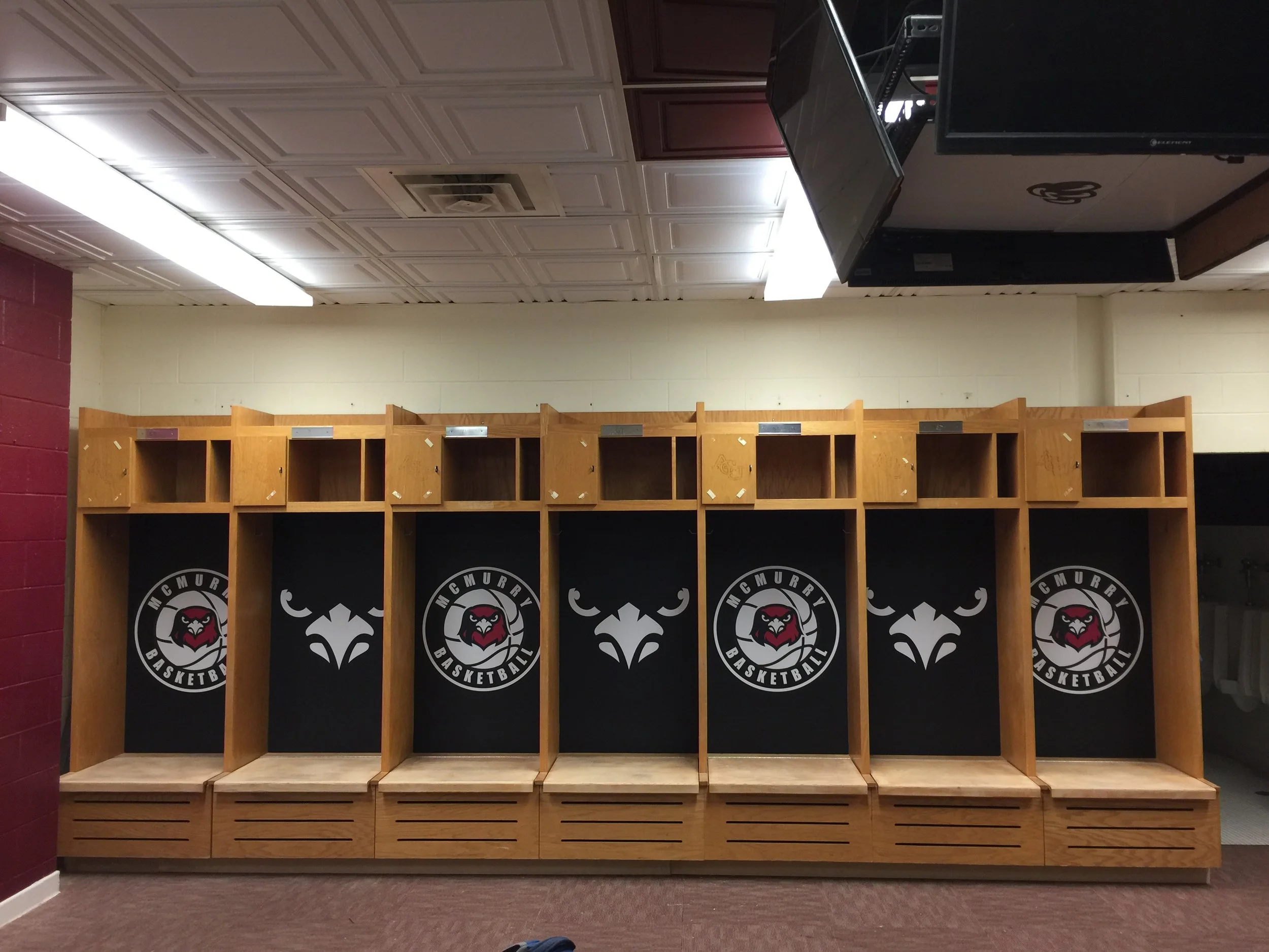 McMurry Men's Basketball Lockers