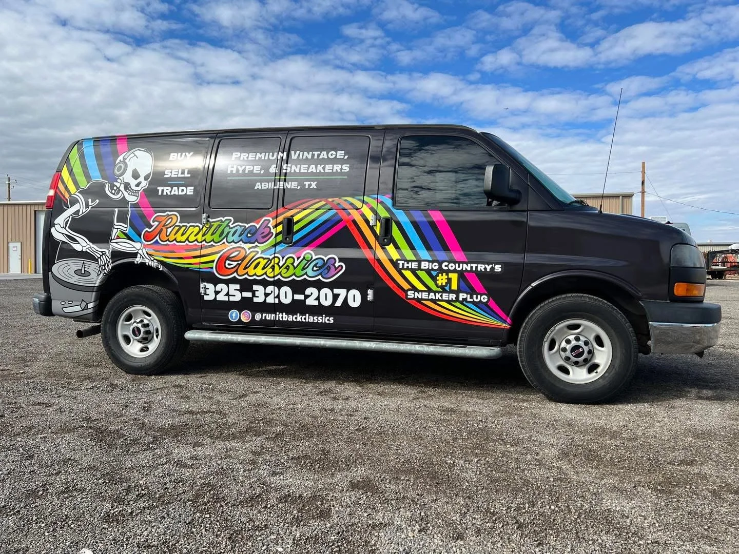 RUNITBACK CLASSICS VAN