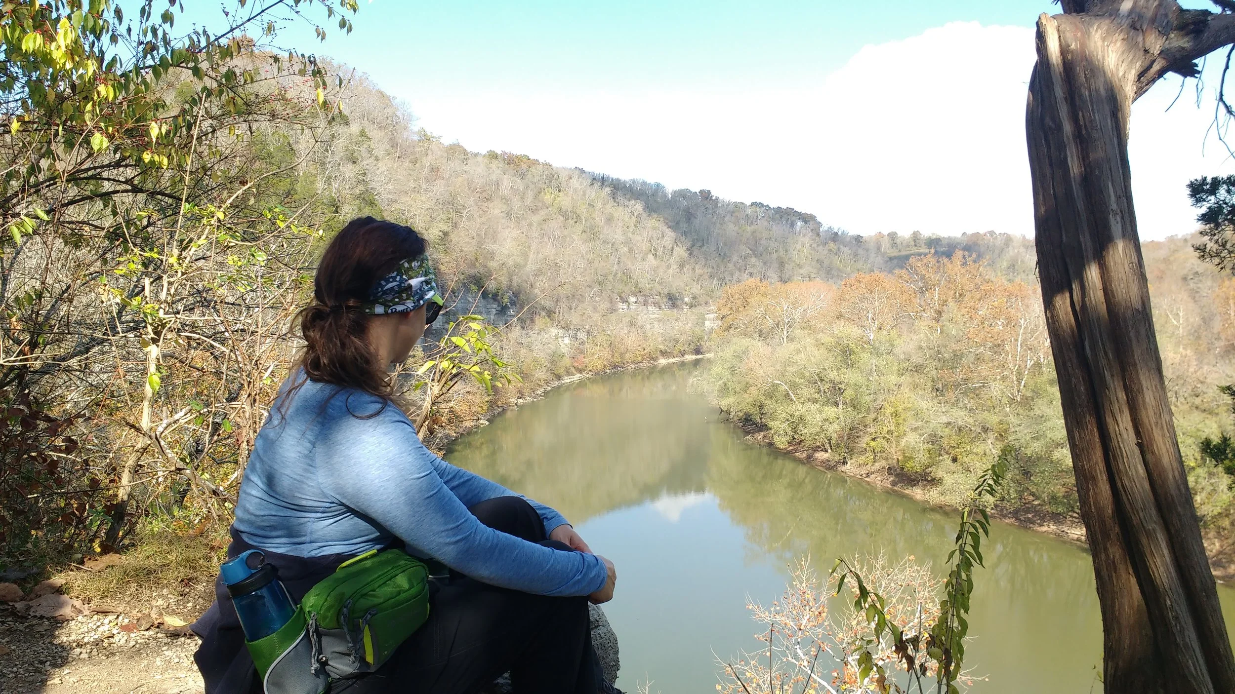 Looking upstream at Kentucky River from Raven Run Red Loop Overlook
