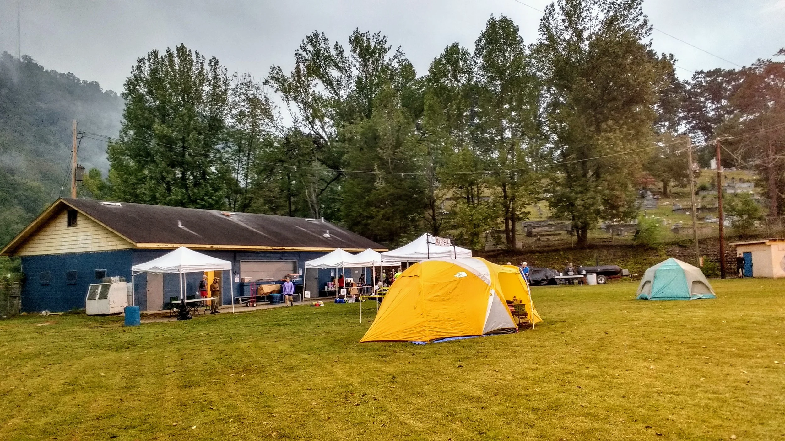 Camping before the start of Cloudsplitter 100