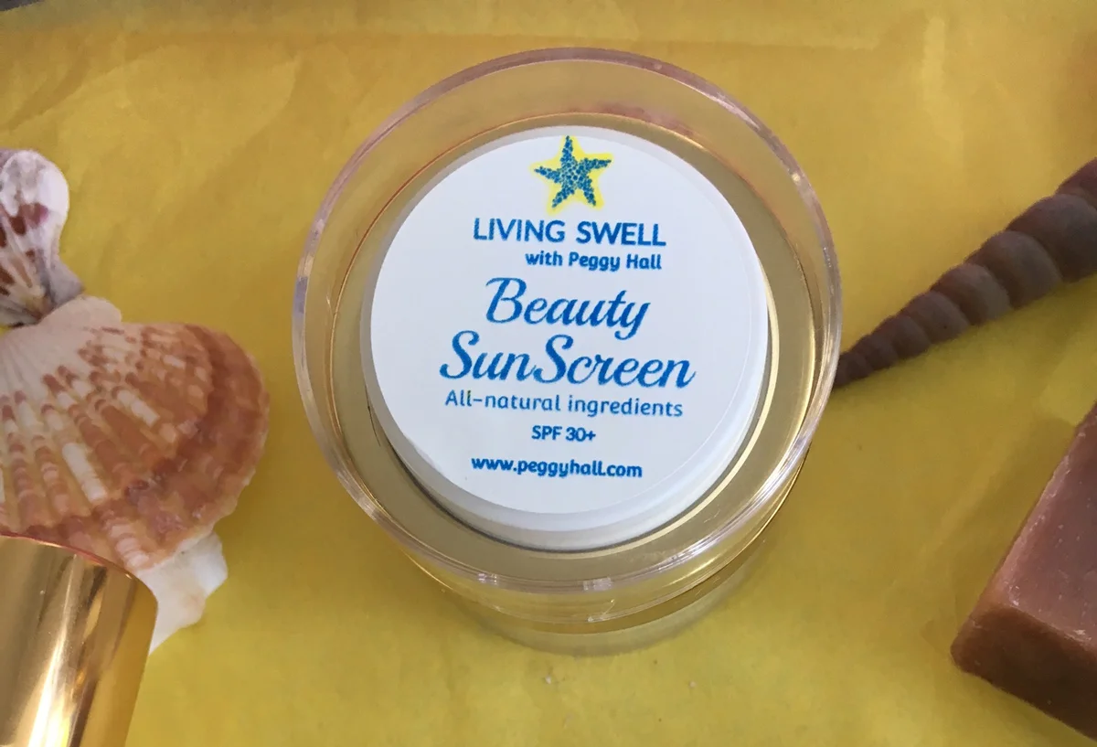 BEauty sunscreen SPF 30+ made with all-natural ingredients, like a beauty treatment for your skin