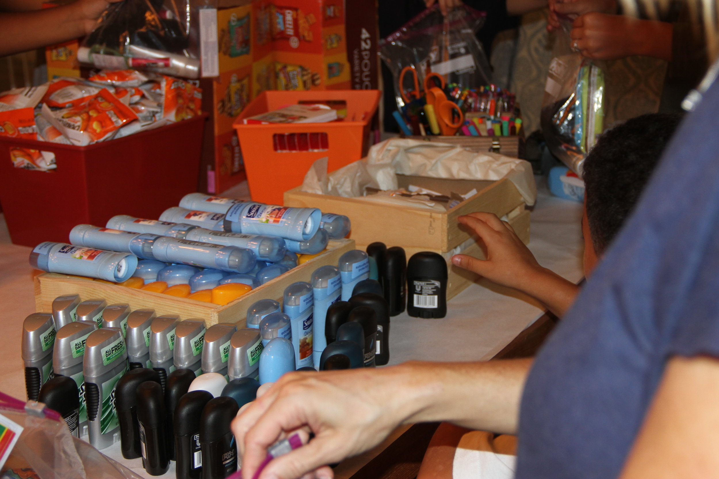  Mission 2: Make hygiene kits for Hope of the Valley Rescue Mission 