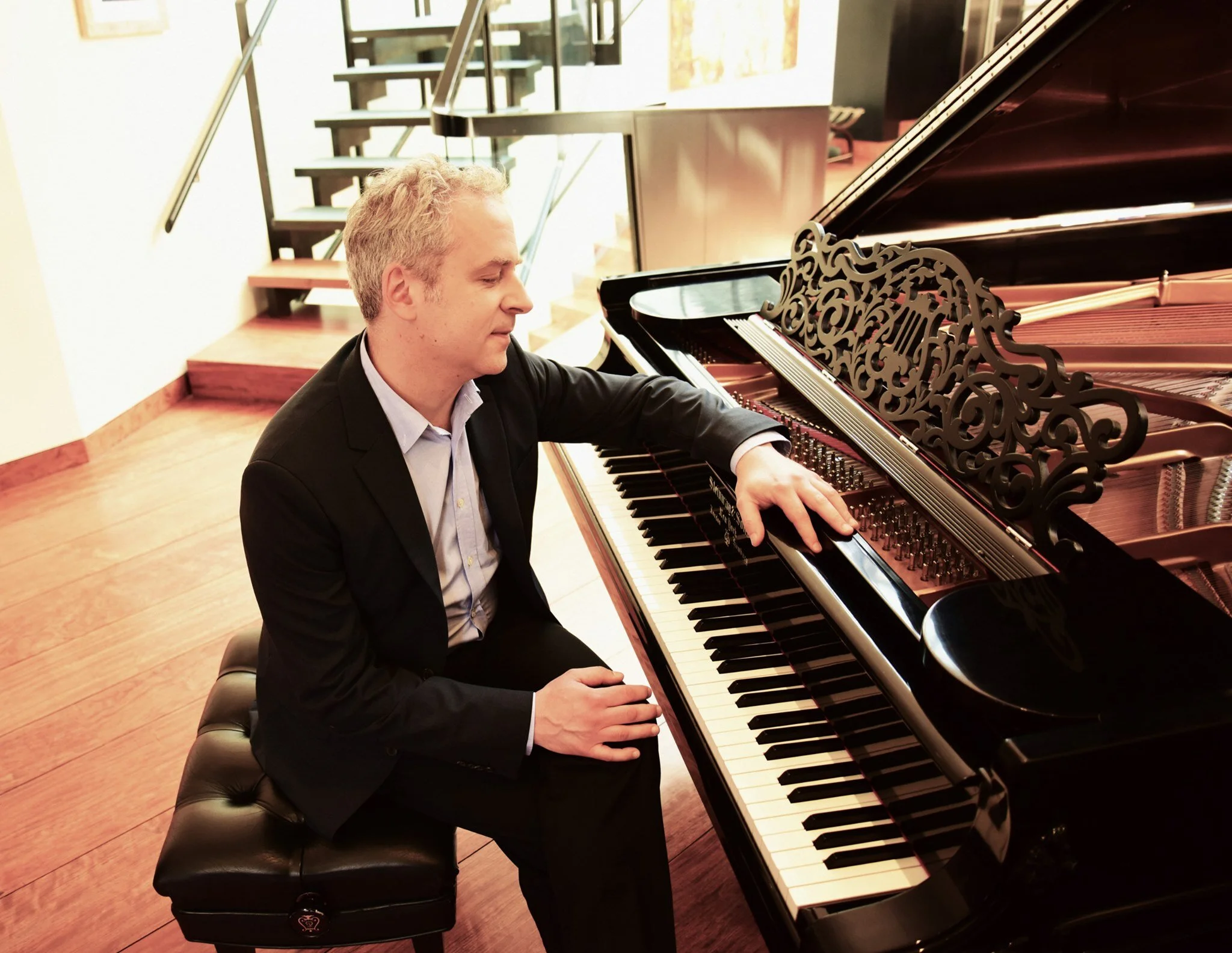 DACAMERA’s “Home Delivery” features performances by audience favorites, including pianist Jeremy Denk, to align with the season theme.