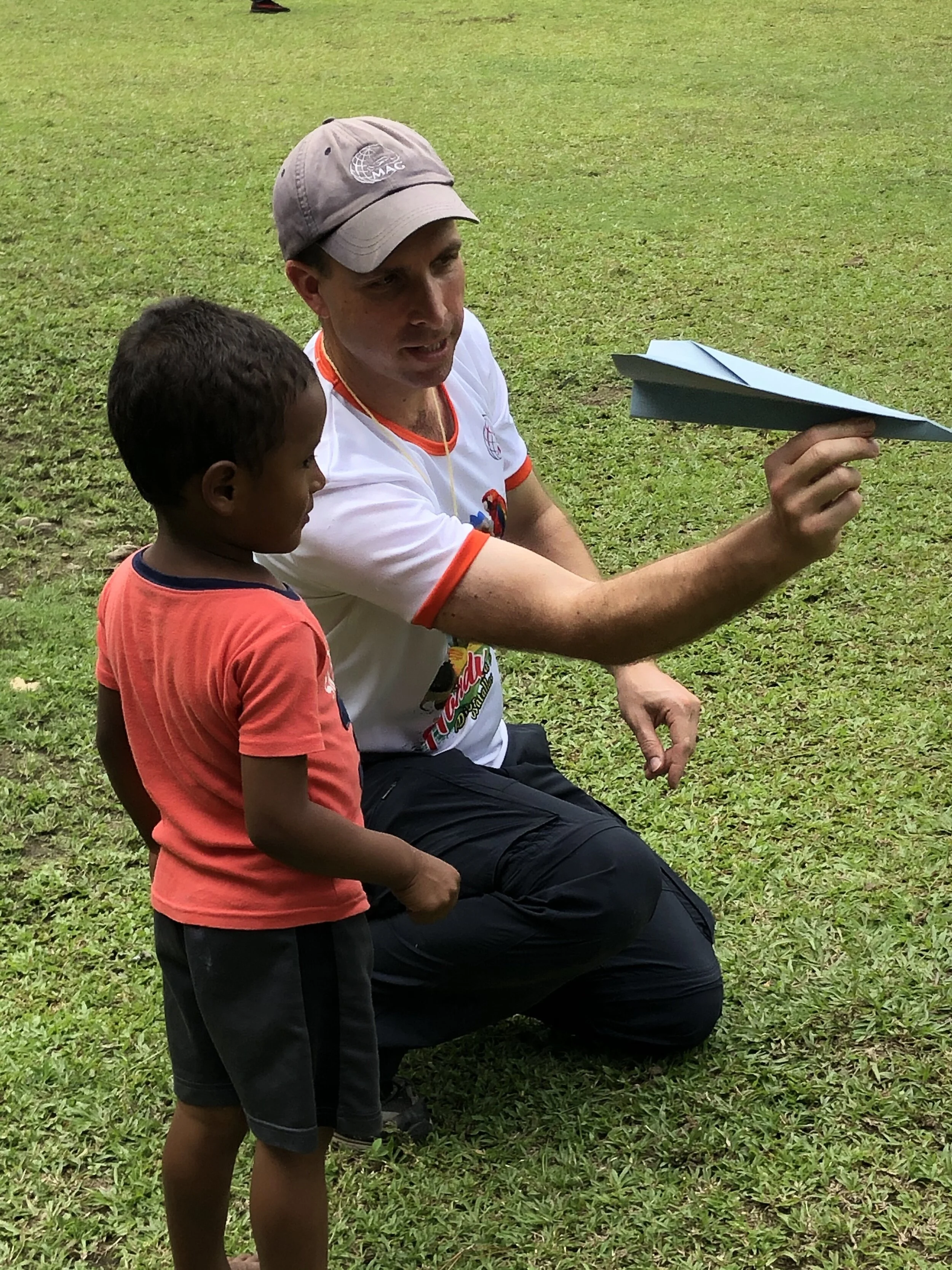 Paper aiplane 1.JPG