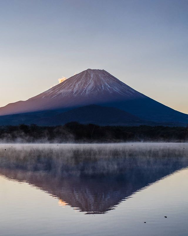 I will be organizing my first photo tour/workshop in Japan during the cherry blossom season of 2018. DM me if you want to be one of the first to know more.