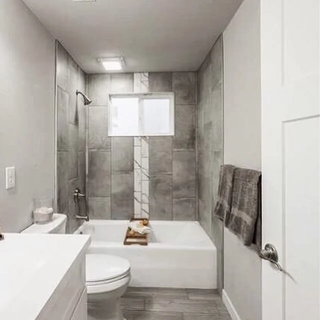 Another before and after from the Old Owen property in Monroe. (before 👉🏼)
.
.
.
#beforeandafter #bathroomremodel #bathroomrenovation #bathroomdesign #bathroominspo #bathroomreno #tilefloor #tileshower #flippinghouses #transformed #renovationprojec
