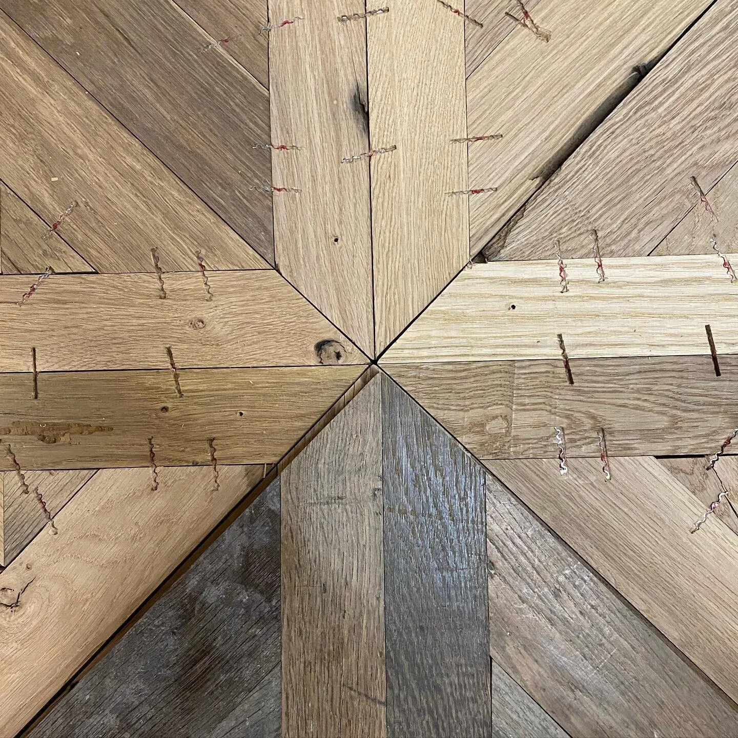 Thanks for the warehouse tour and showing me how it all comes together! Face Arrière from @exquisitesurfaces #parquet #flooring #reclaimedwood #wood #surfaces #luxuryinteriors #luxurydesign #losangelesdesign #losangelesinteriors #losangelesinteriord