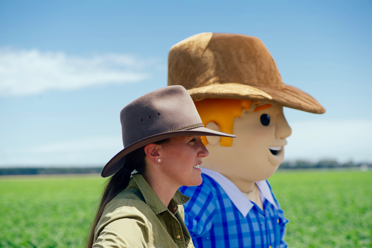 Simone & George.png