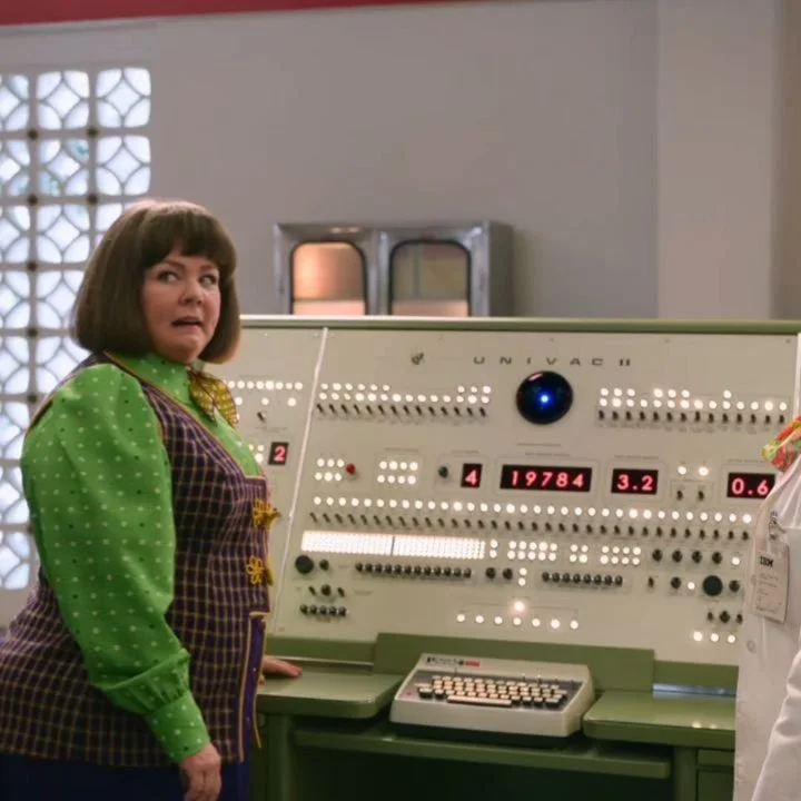 I saw my beautiful Univac is sitting in storage these days 😕 so I figured I'd give this awful movie another 15 seconds of watch time just to get a clip

#netflix #unfrosted #jerryseinfeld