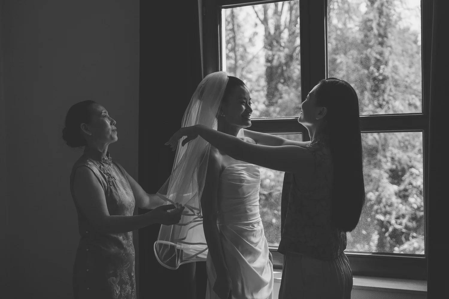 Trouwfotograaf Sam Tang voor spontane huwelijksfotografie