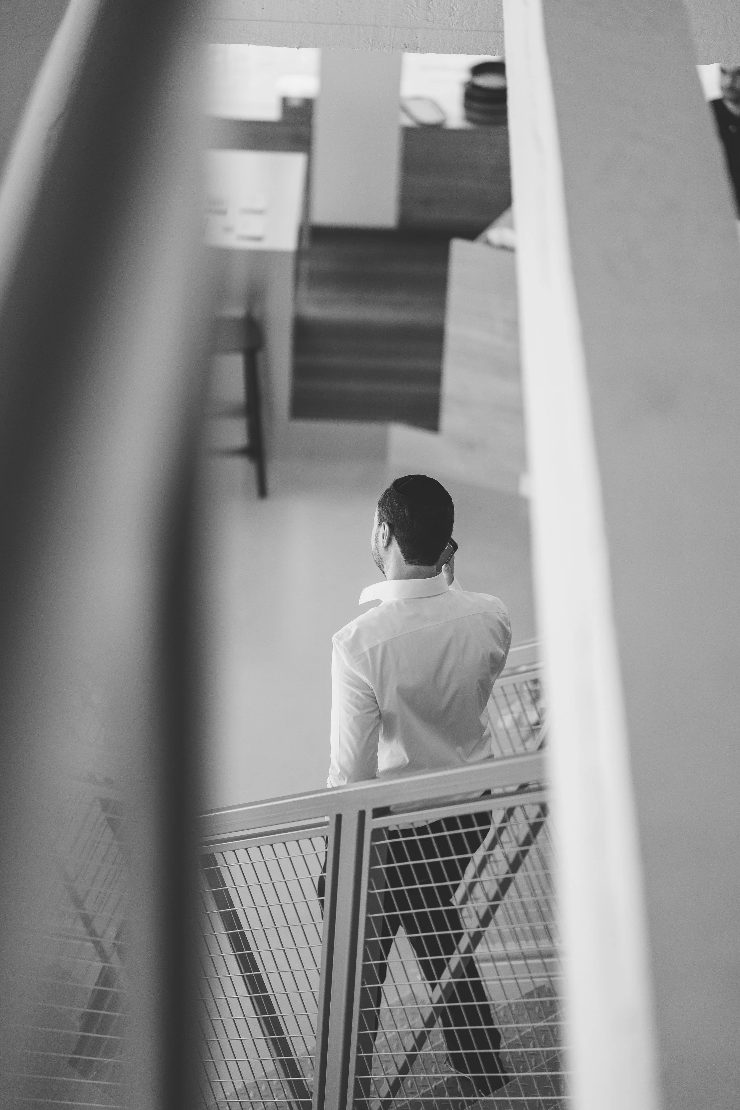 Elliott Stimler aan het werk, focus op strategie en executive communicatie