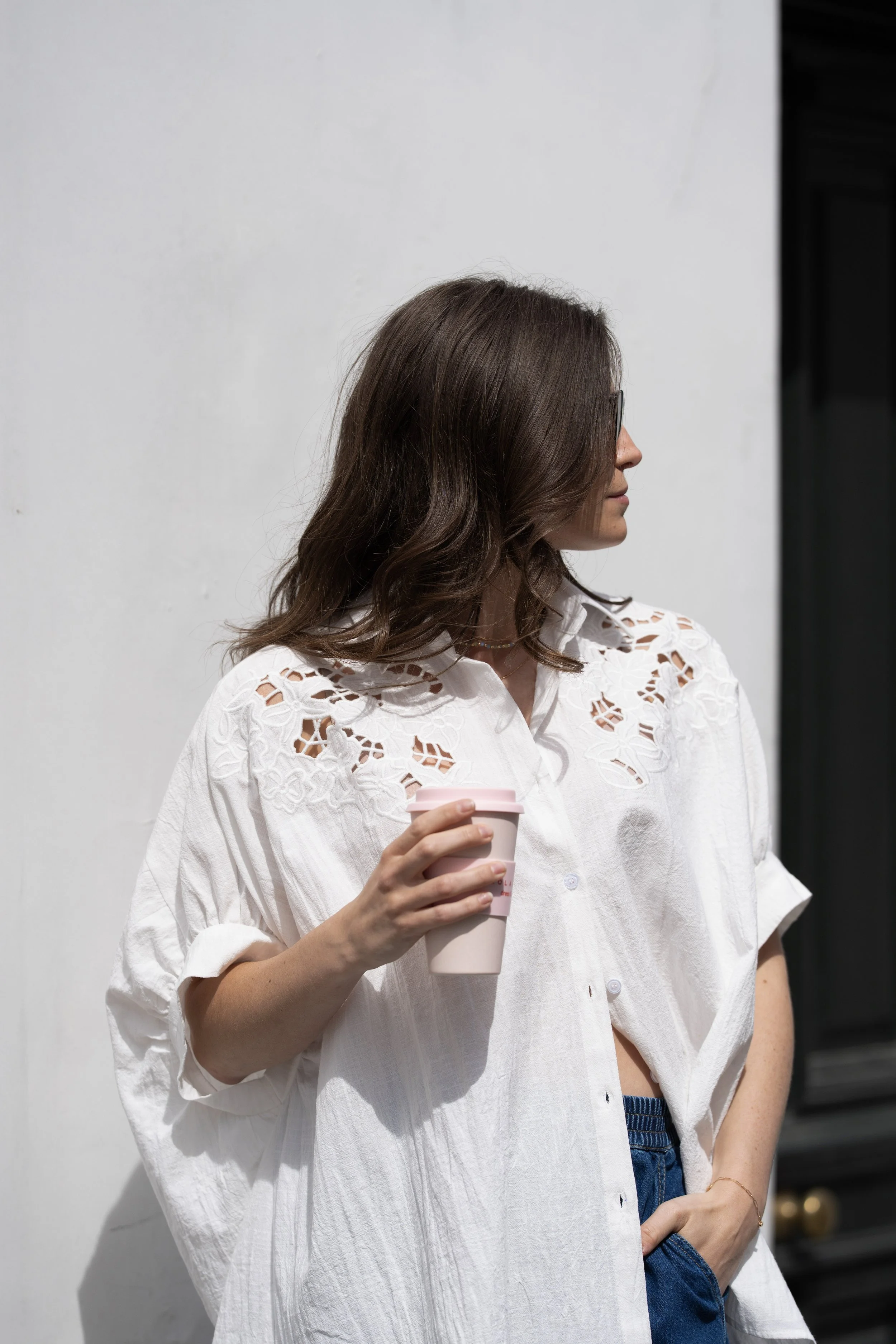 Spontane modefotografie met focus op kleur, textuur en beweging