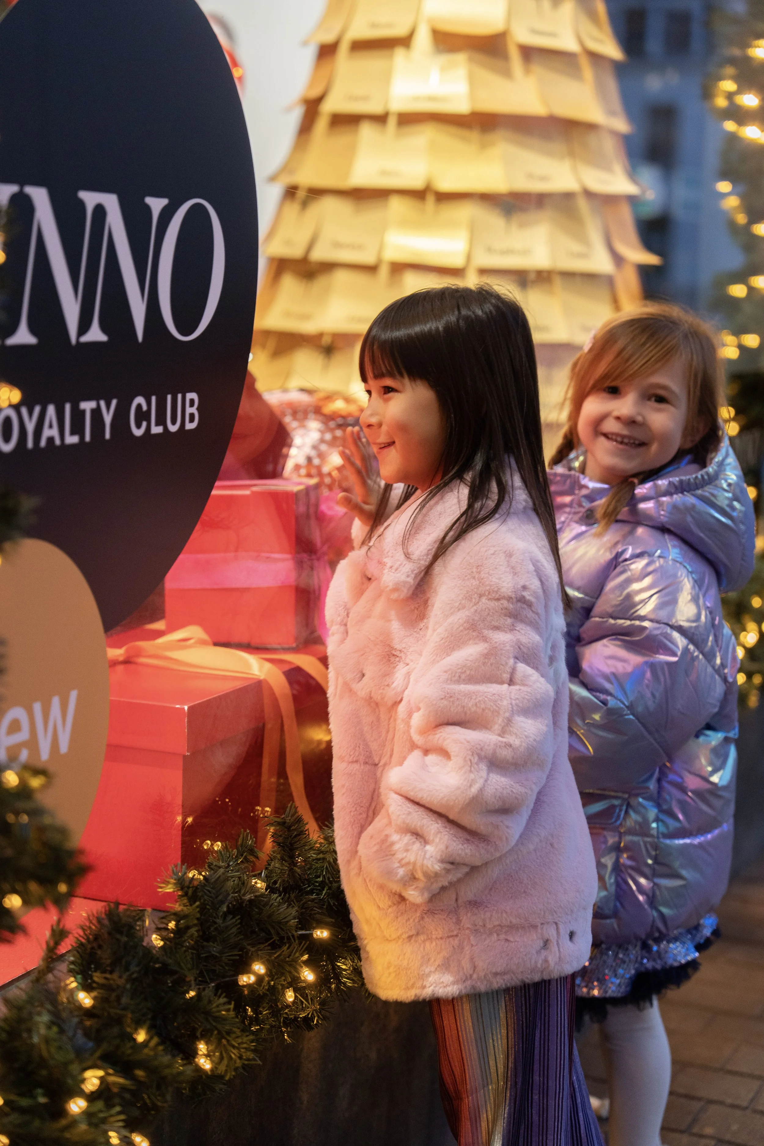 Spontane momenten op set tijdens kerstcampagne van INNO