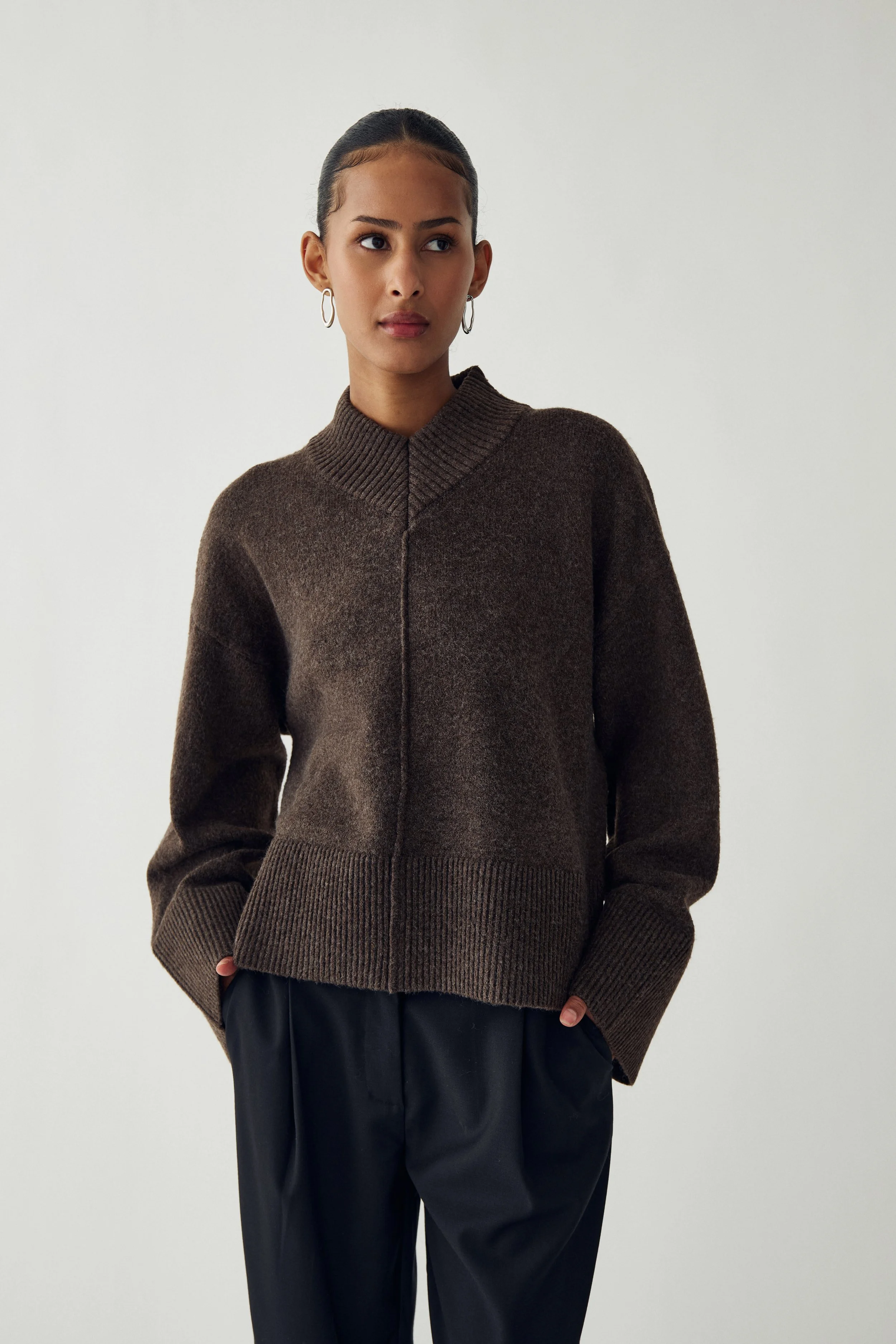 N-Maidie Knit Chocolate Melange 10.jpg