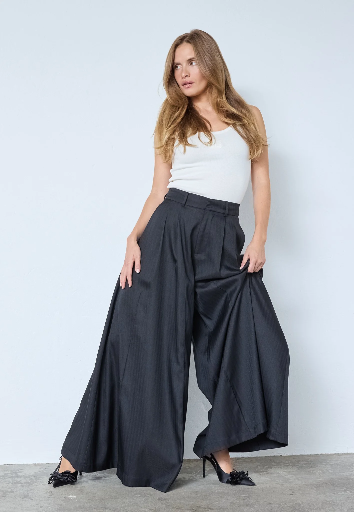Paris skirt pants 5.jpeg