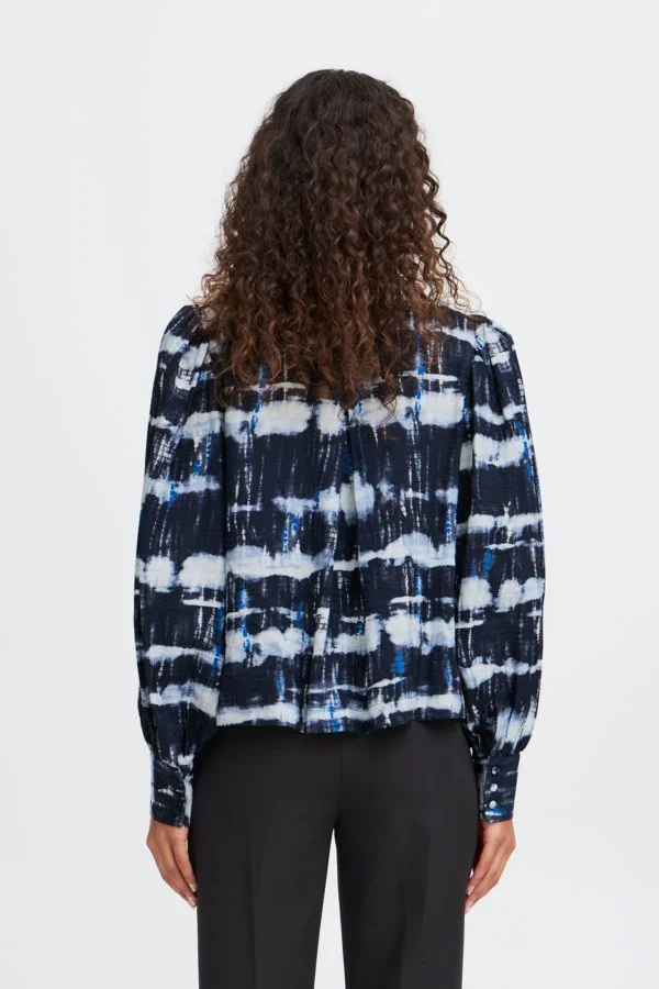 Variel longsleeve 5.jpg