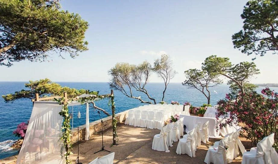 Read this if your planning your dream wedding in Barcelona