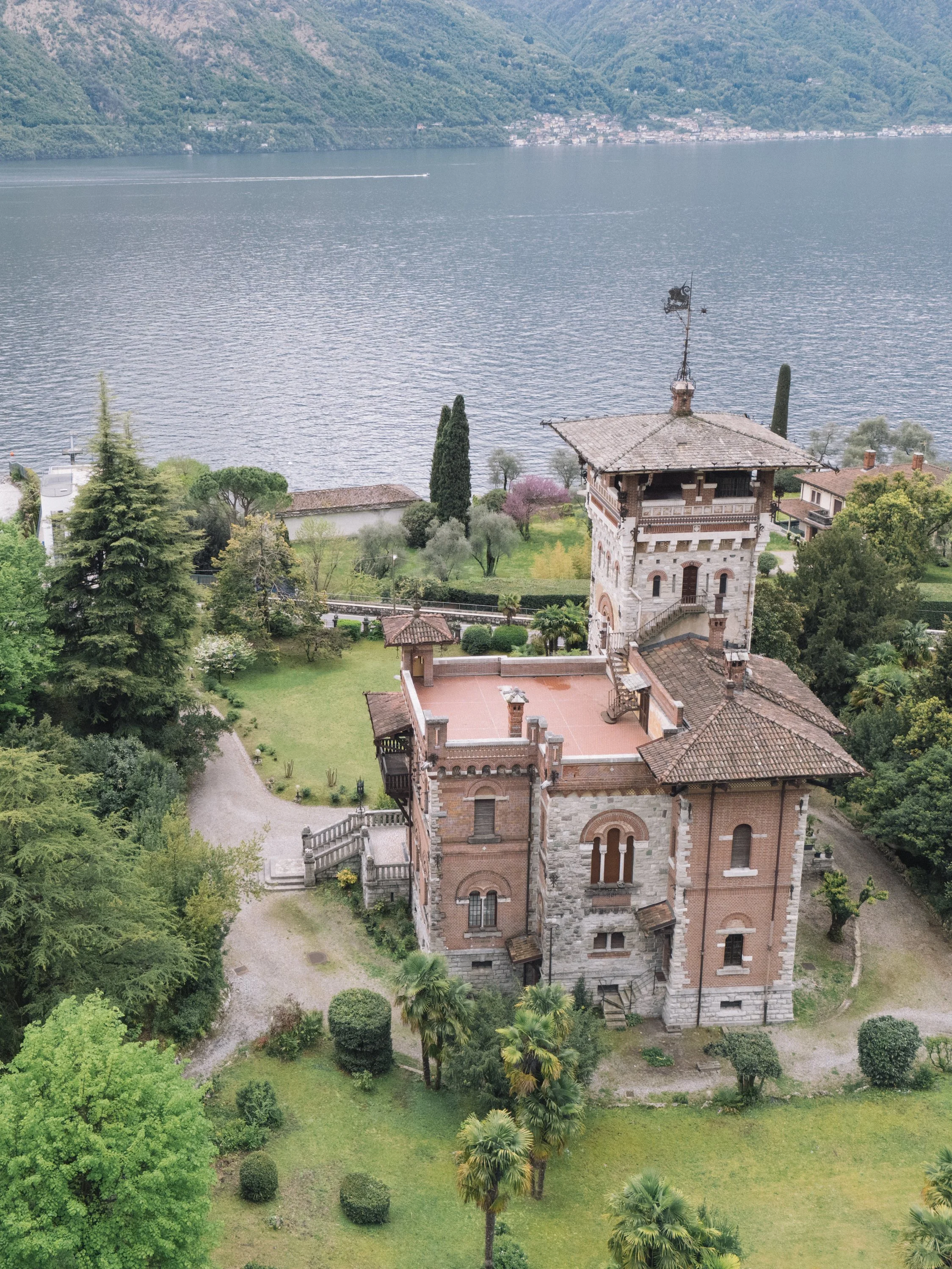 Lake Como Wedding Photographer