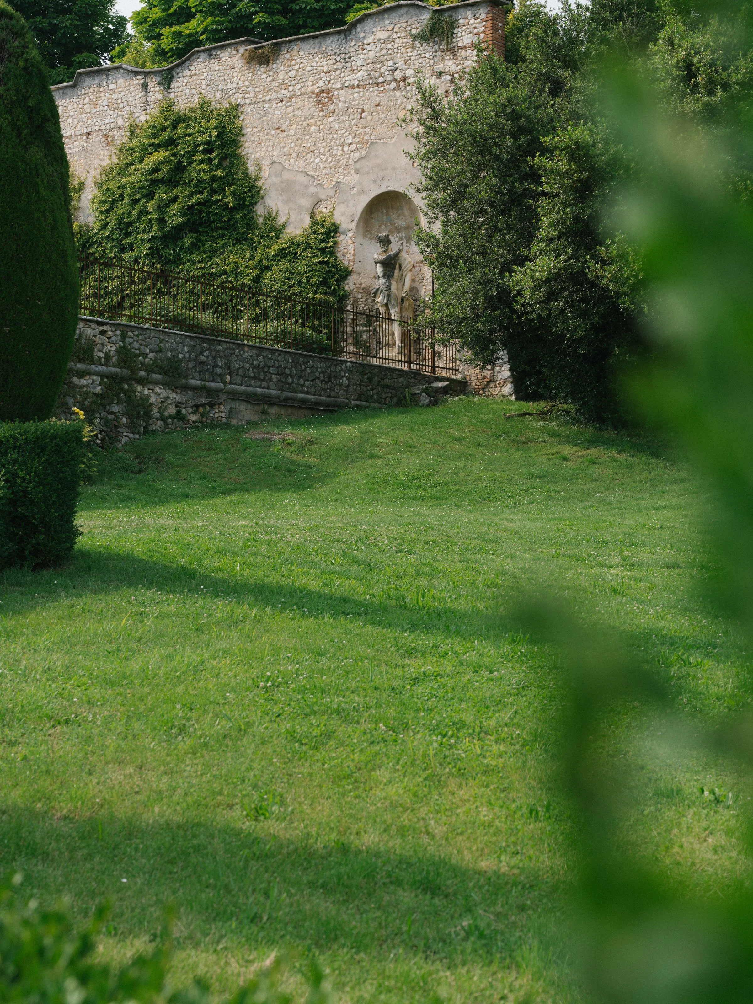 Destination Wedding Venues in France: What to Weigh First
