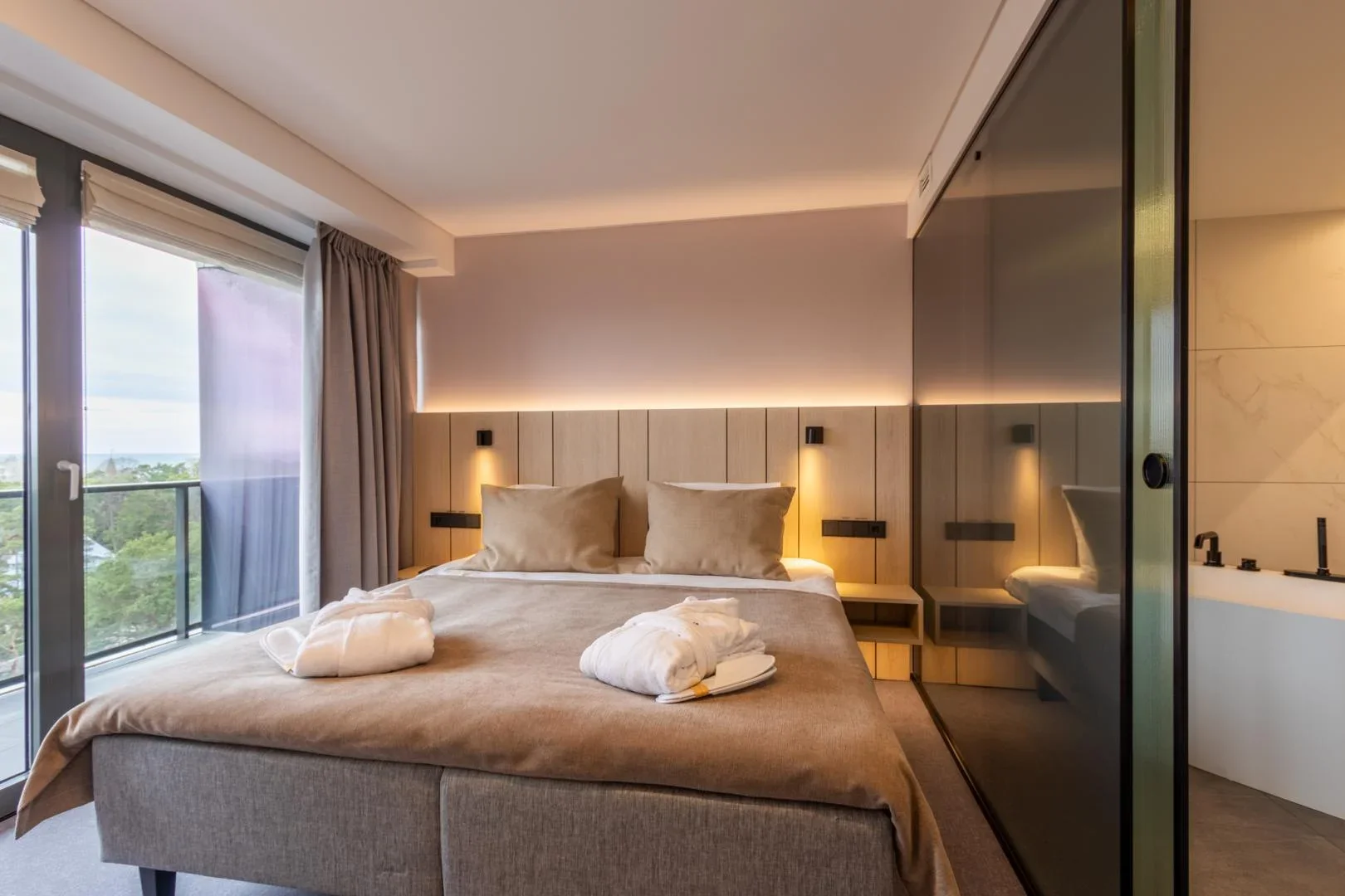 Junior Suite 04.webp