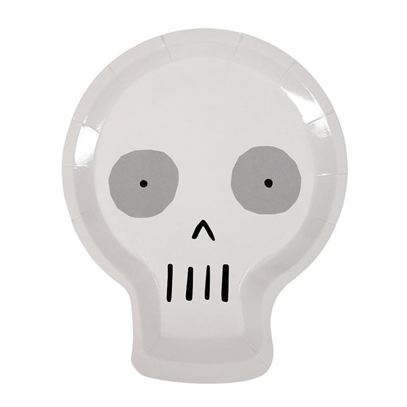 Scull-paper-plates-meri-meri_269c1c57-86f5-4fac-9dad-42a08c2f7775.jpg