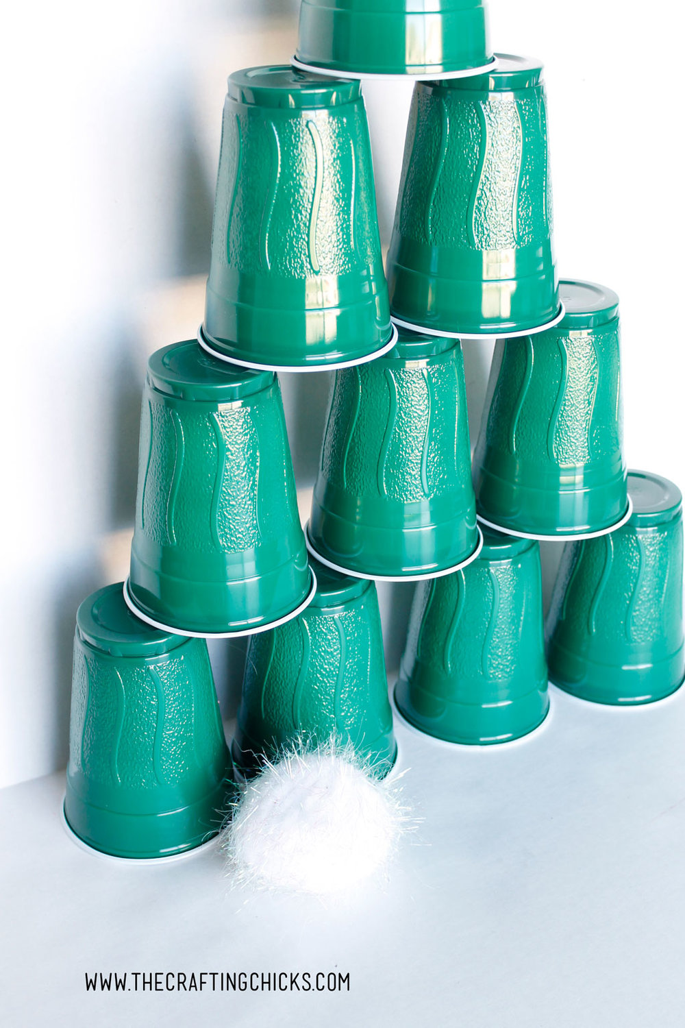 Stacking-Cups-Christmas-Tree-Game2.jpg