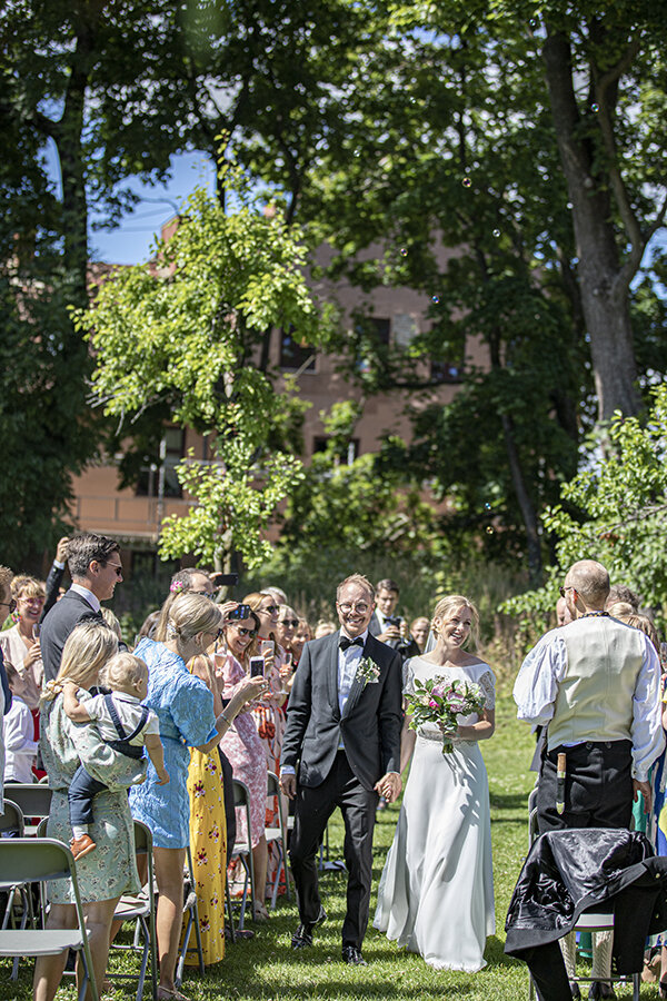  Gratulerer igjen til det vakre brudeparet. Vi koste oss med å pynte til festen deres! 