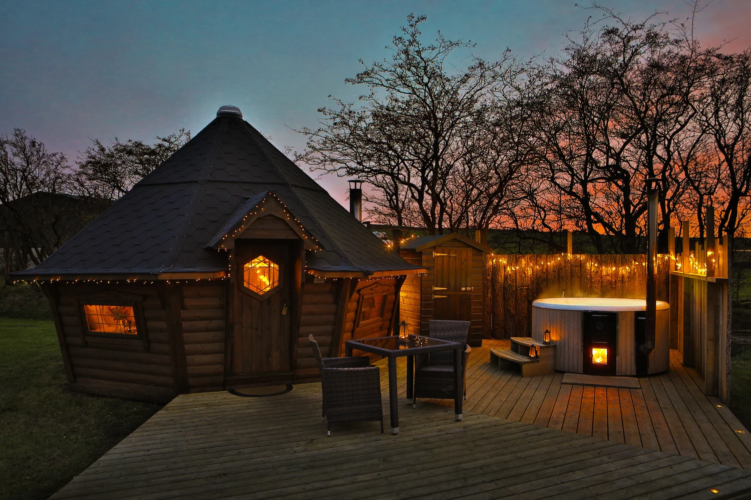 Luxury Peak District Yurts With Wood Fired Hot Tubs Near Alton