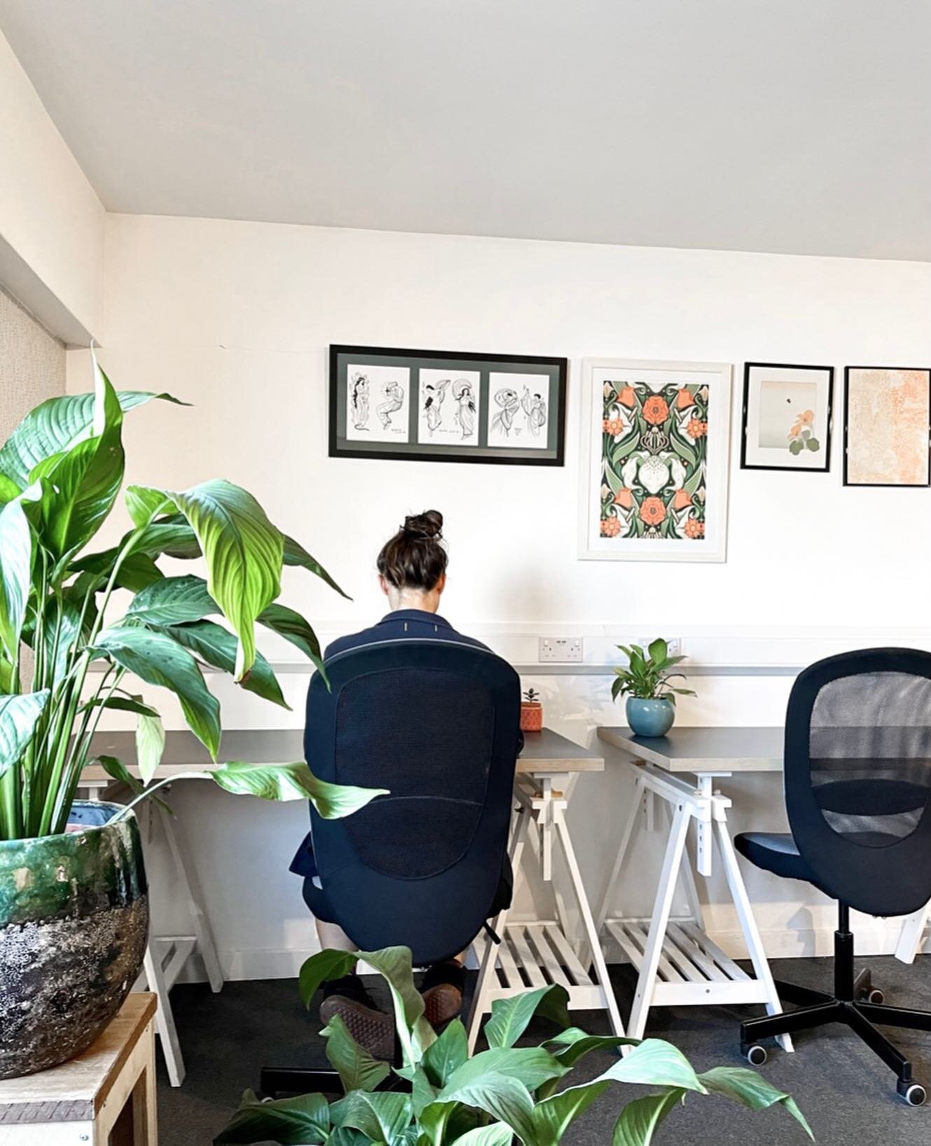 Sunny days in the office appreciating all of the lovely artwork here 🌞🌞

Artwork
- Triptych of Goddesses @death_lily
- Rose &amp; Lily by @philithblake

#coworkingspace #coworking #workspace #office #projectcowork #poole #smallbusiness #hotdesk #wa