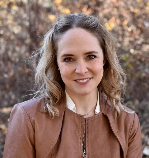 Headshot for Website - Nicole.jpg