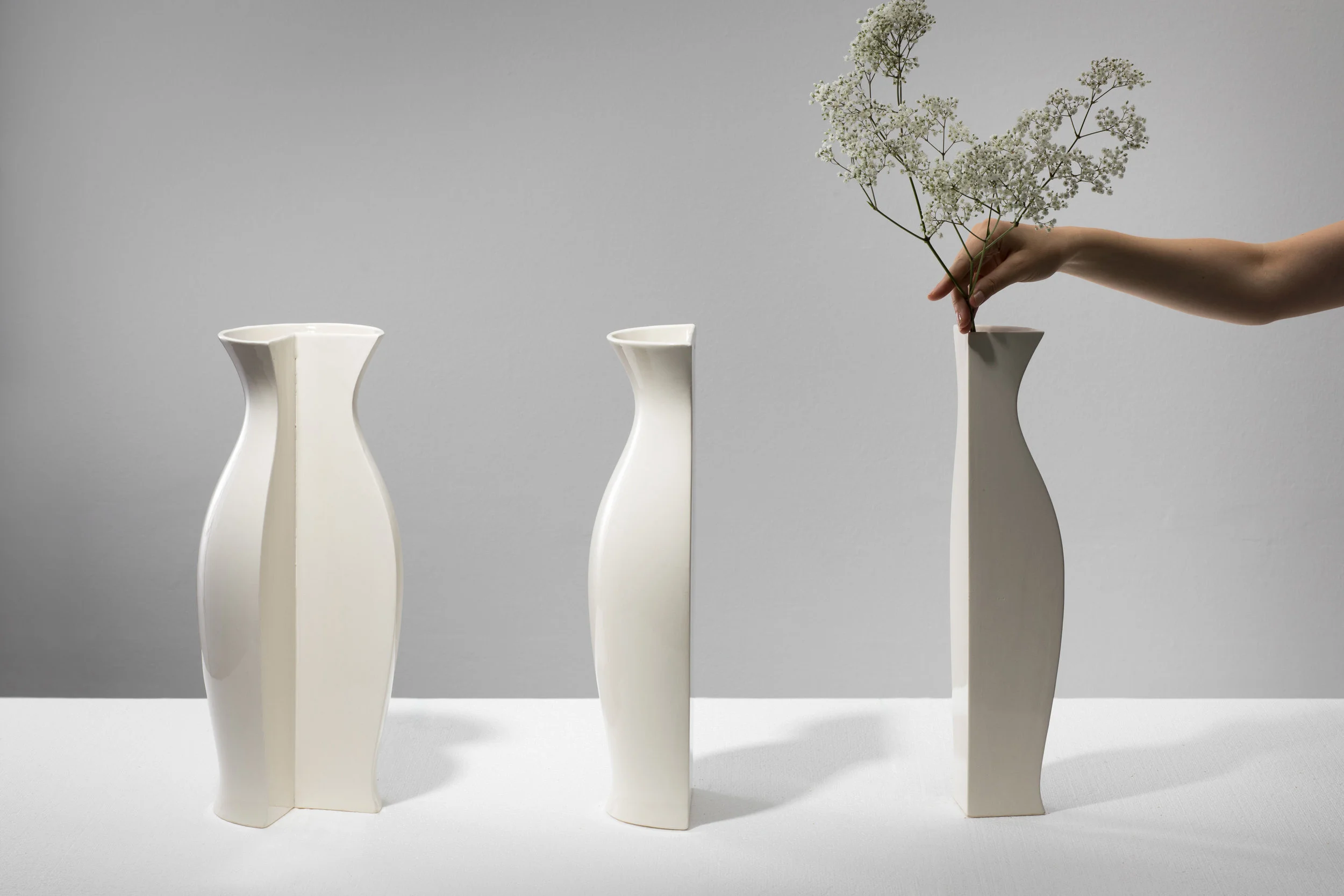 Klemens Schillinger_Vases-with-hand.jpg