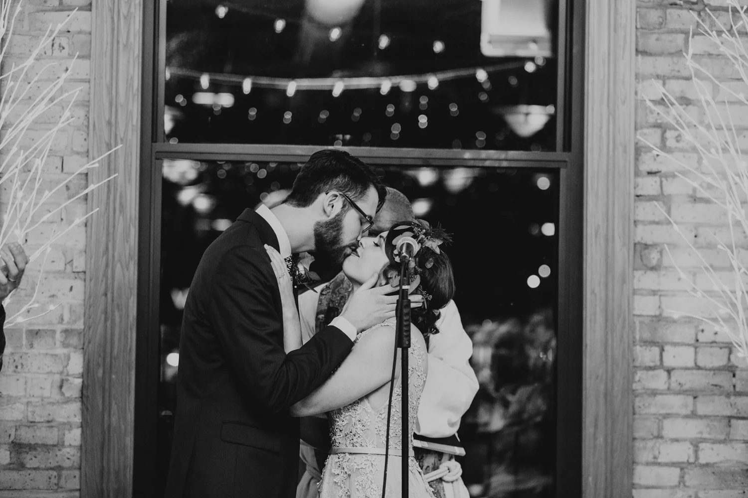 Bryden Giving Photographer, Minnesota, Destination Wedding Photographer, Christmas, Nordic, Holidays, Saint Paul, Wedding Photographer, Twin Cities