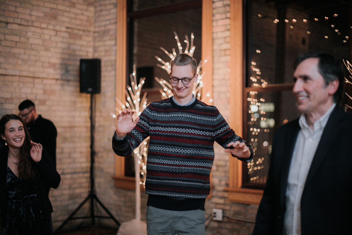 Bryden Giving Photographer, Minnesota, Destination Wedding Photographer, Christmas, Nordic, Holidays, Saint Paul, Wedding Photographer, Twin Cities