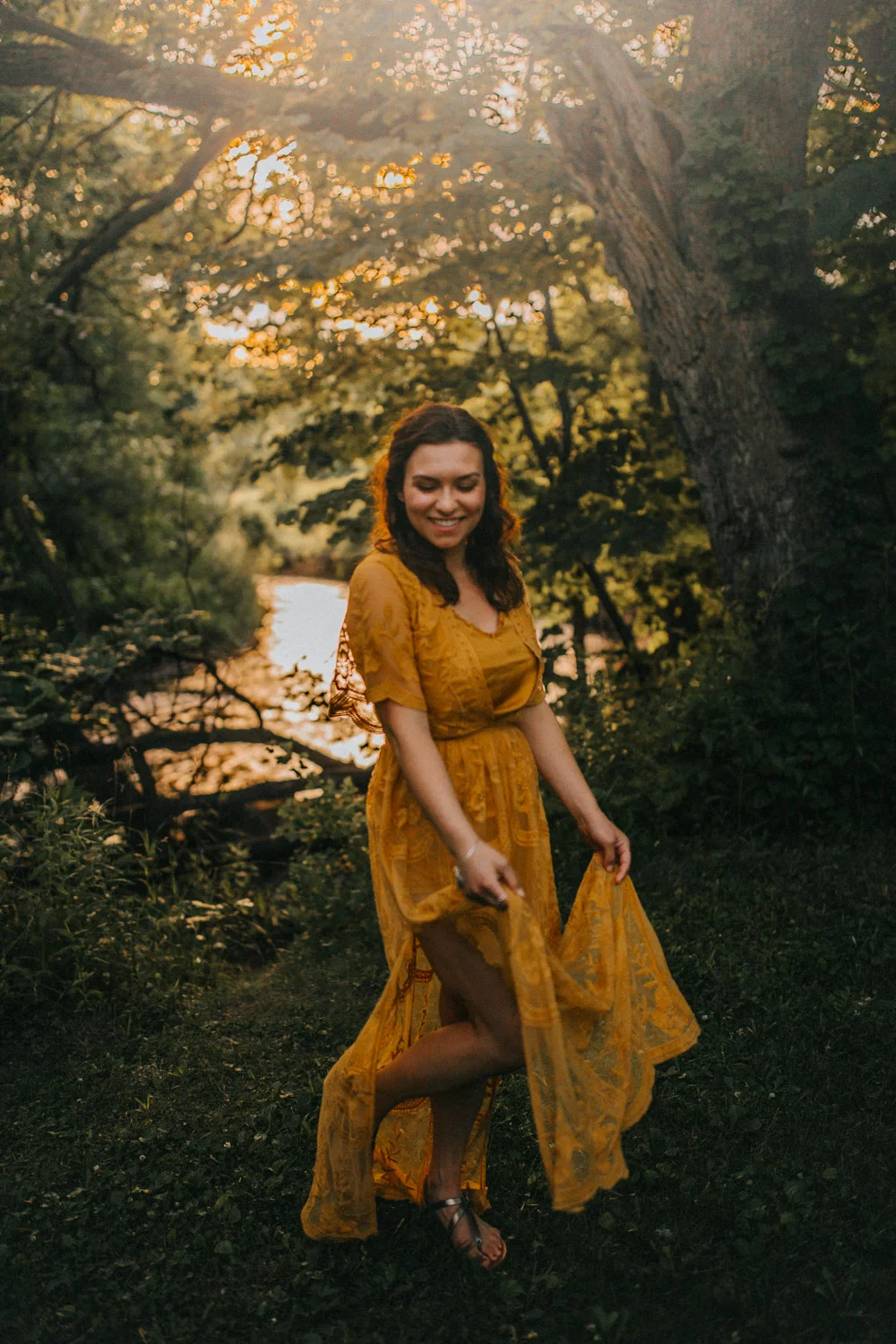 Bryden Giving Photographer-Wedding Photographer-Minneapolis-Minnesota-Saint Paul-Lifestyle-Twin Cities-Engagement Session-Destination Wedding Photographer