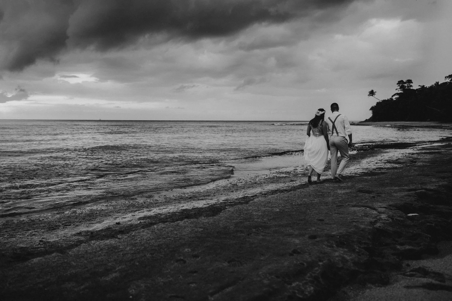 Bryden Giving Photographer-Wedding Photographer-Minneapolis-Minnesota-Saint Paul-Lifestyle-Twin Cities-Destination Wedding-Puerto Rico-Rincon-San Juan-Beach Wedding