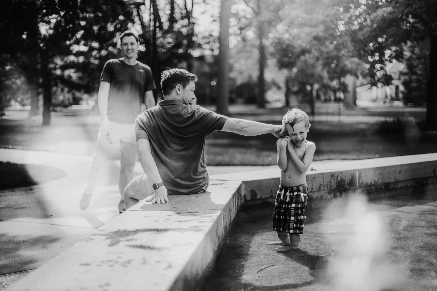 Bryden Giving Photographer-Wedding Photographer-Minneapolis-Minnesota-Saint Paul-Lifestyle-Twin Cities-Wisconsin-Engagement Session-Appleton-Family
