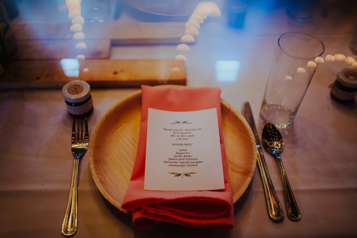 Bryden Giving Photographer-Wedding Photographer- Minneapolis-Minnesota-Saint Paul-Lifestyle-Twin Cities-Destination Wedding-Wisconsin-Brule River Barn-Wedding-Gustavus Adolphus College