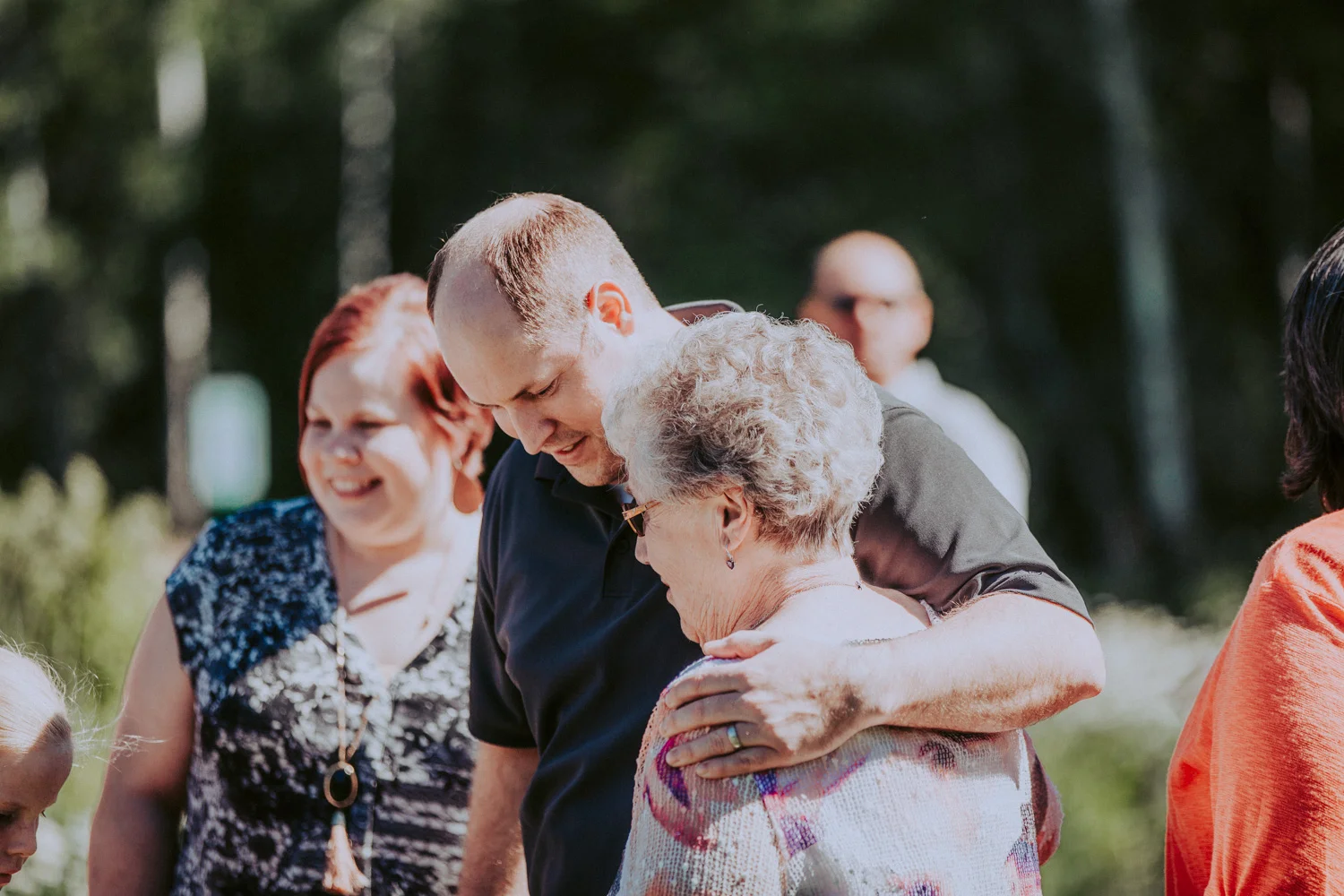 Bryden Giving Photographer-Wedding Photographer- Minneapolis-Minnesota-Saint Paul-Lifestyle-Twin Cities-Destination Wedding-Wisconsin-Brule River Barn-Wedding-Gustavus Adolphus College