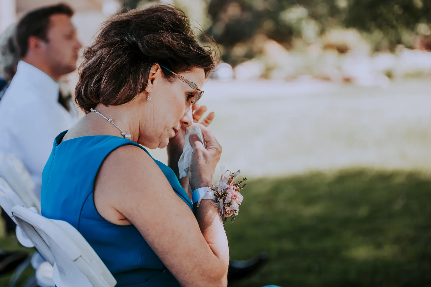 Bryden Giving Photographer-Wedding Photographer- Minneapolis-Minnesota-Saint Paul-Lifestyle-Twin Cities-Destination Wedding-Wisconsin-Brule River Barn-Wedding-Gustavus Adolphus College