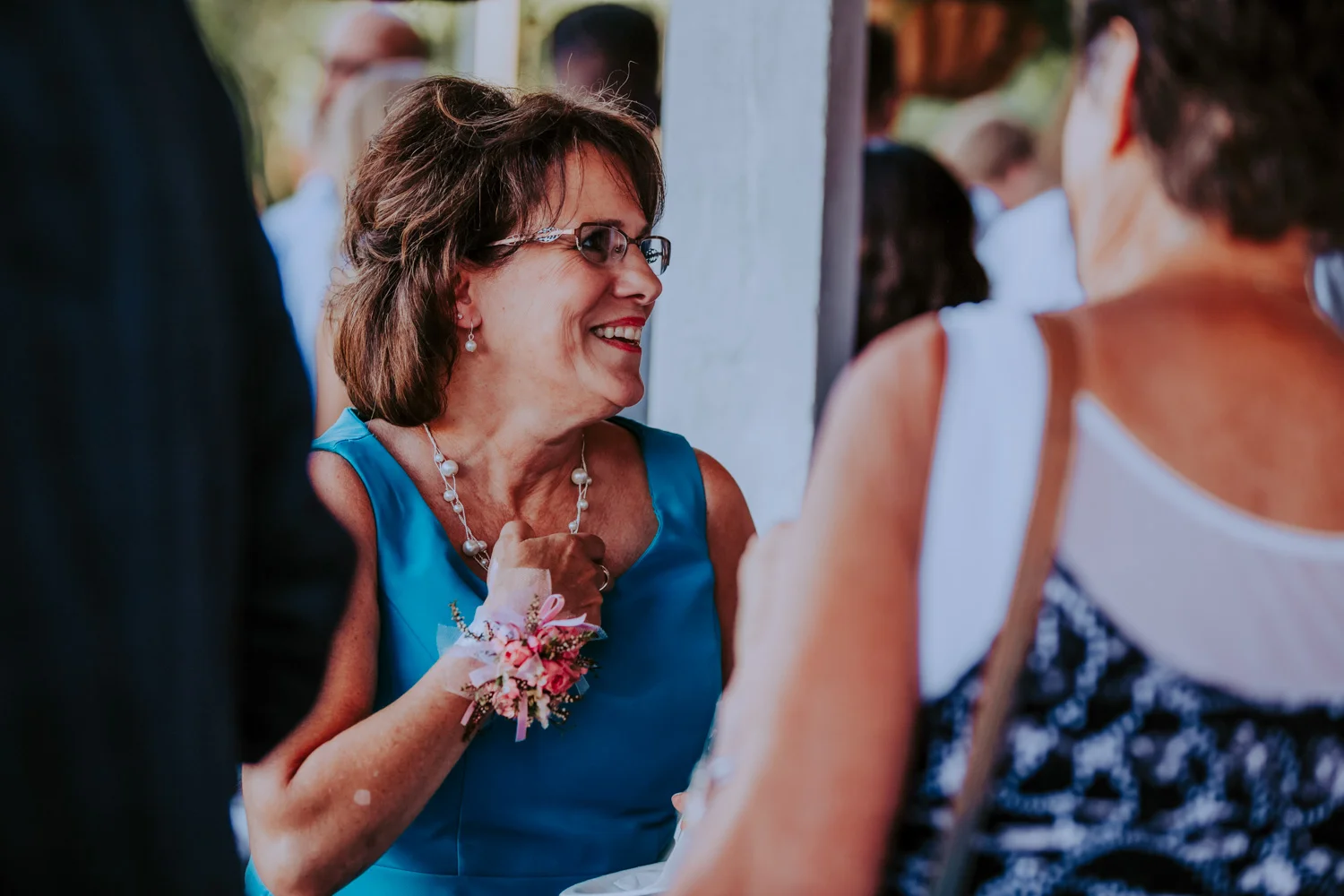 Bryden Giving Photographer-Wedding Photographer- Minneapolis-Minnesota-Saint Paul-Lifestyle-Twin Cities-Destination Wedding-Wisconsin-Brule River Barn-Wedding-Gustavus Adolphus College