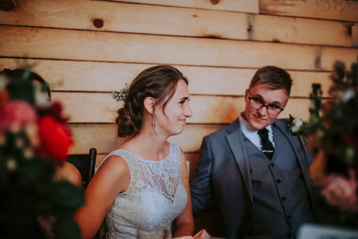 Bryden Giving Photographer-Wedding Photographer- Minneapolis-Minnesota-Saint Paul-Lifestyle-Twin Cities-Destination Wedding-Wisconsin-Brule River Barn-Wedding-Gustavus Adolphus College