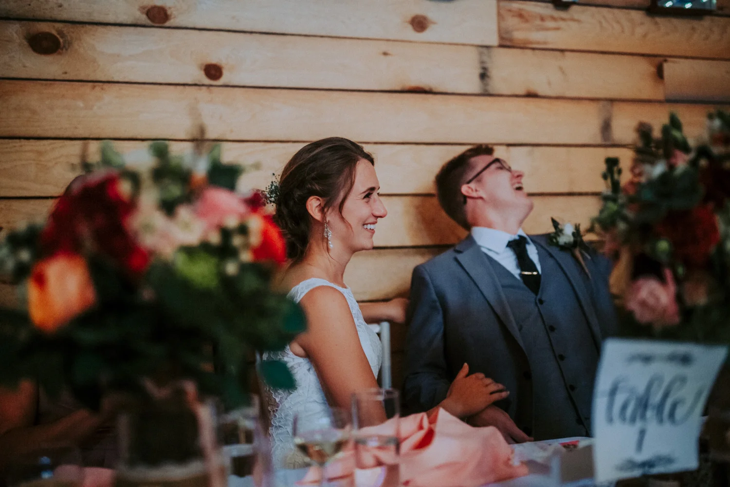 Bryden Giving Photographer-Wedding Photographer- Minneapolis-Minnesota-Saint Paul-Lifestyle-Twin Cities-Destination Wedding-Wisconsin-Brule River Barn-Wedding-Gustavus Adolphus College