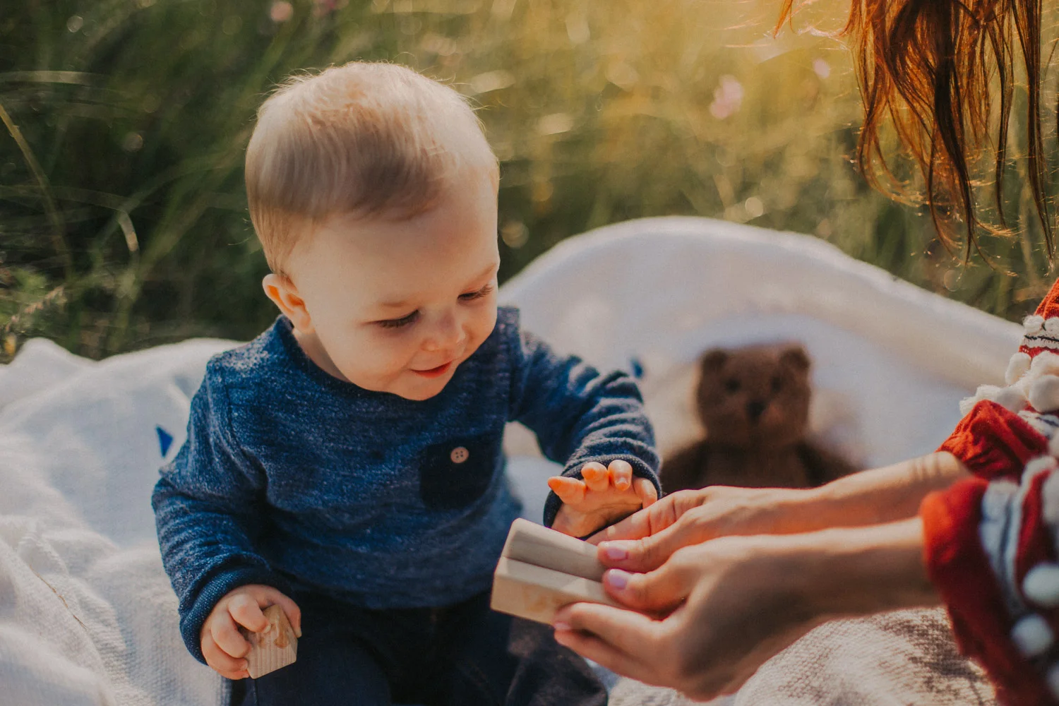 Bryden Giving Photographer-Wedding Photographer-Minneapolis-Minnesota-Saint Paul-Lifestyle-Twin Cities-Family-Sunrise