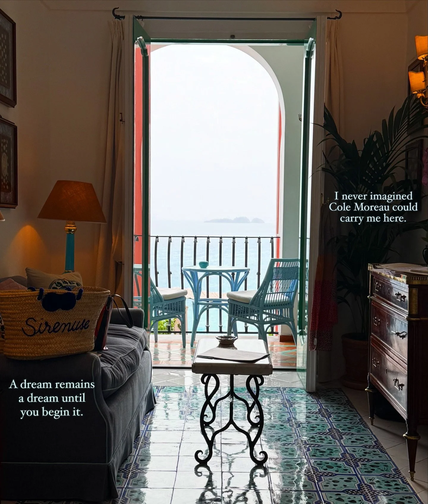 Fortunate to find myself in a view with a room. #sirenland #writerlife #booksbooksbooks #amwriting #bookstagram  #theredemptionofColeMoreau #SoGorgeousItHurts