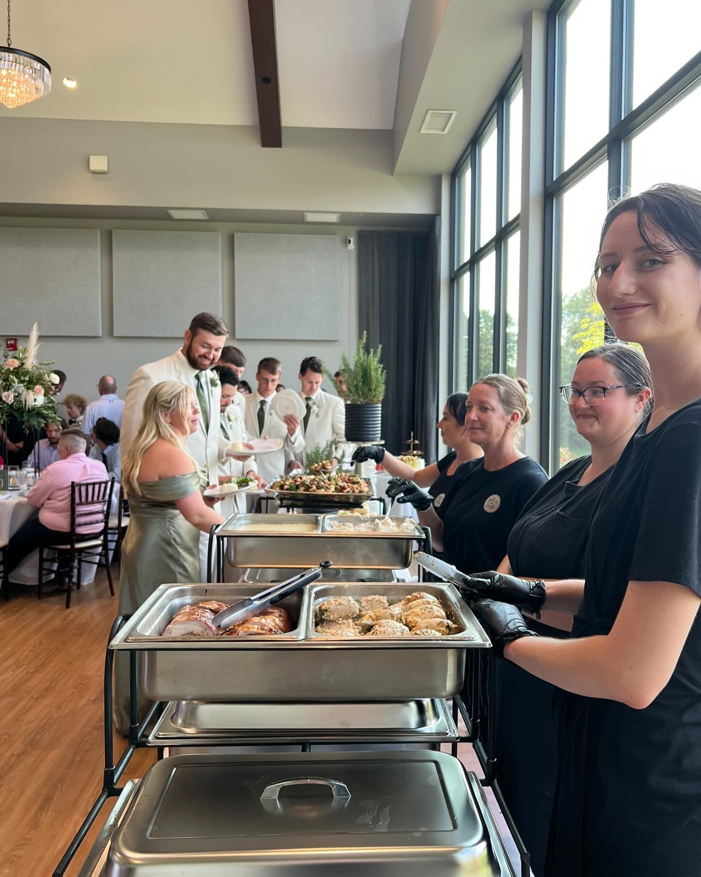 We were invited to 3 weddings and a rehearsal dinner this past weekend!  Two beautiful buffets and Two with the @rollcallfoodtrk 

It was so wonderful to hear from guests and especially vendors (they eat A LOT of wedding food) that our meal was the m