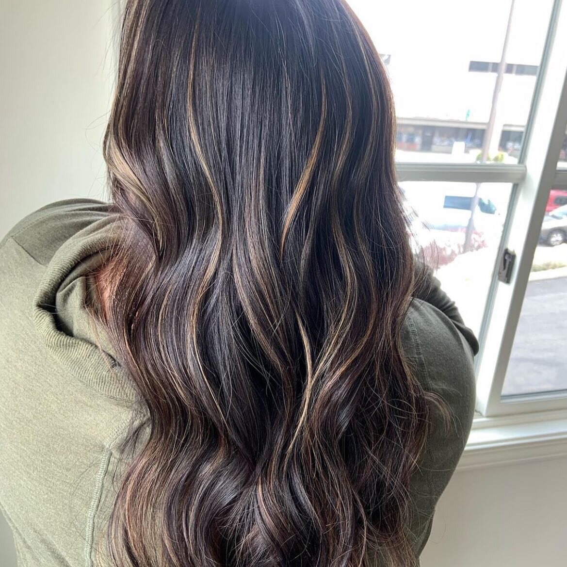 Subtle pops of lighter color in a brunette shade are just **chefs kiss** The internet is calling this look &lsquo;expensive brunette&rsquo; 🙈 we just call it gorgeous! Color and cut by our own Kim @babecutshair2 at #moorehairdesign