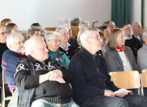90 Gäste verfolgten gepannt das Referat