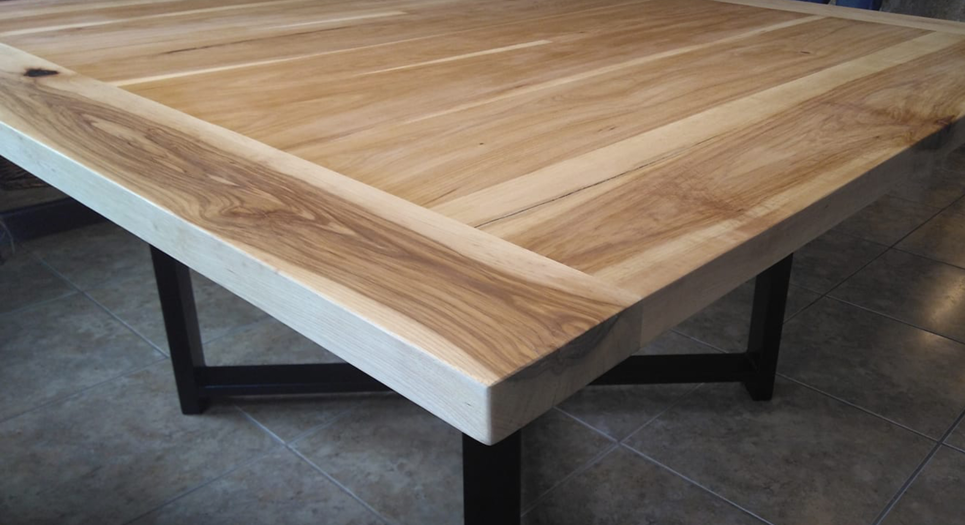 Hickory Hardwwod 60” x 60” Kitchen Nook Table with Metal Base