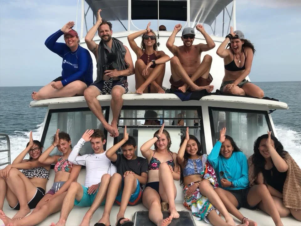 SCUBA Shark Hand Signal