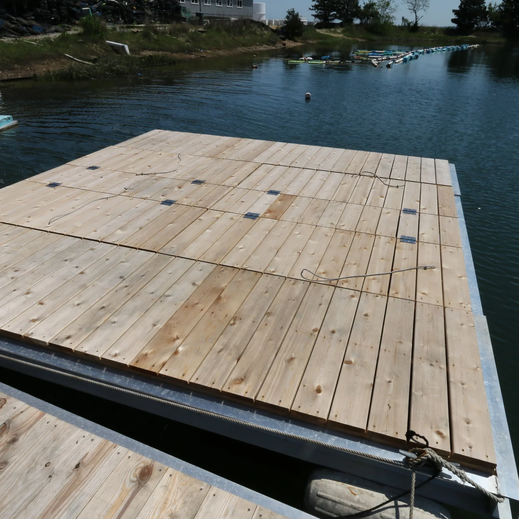 Floating Upweller Syster (FLUPSY)